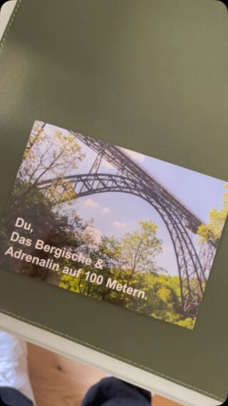 Du, das Bergische & Adrenalinauf 100 Metern 💚
#brückensteig #solingen #müngstenerbrücke #brückenpark #diebergischendrei #ausflugnrw #exloring